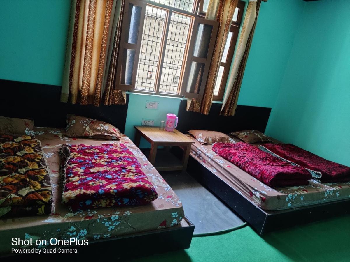 Hari Krishna Guest House Pandukeshwar Eksteriør billede