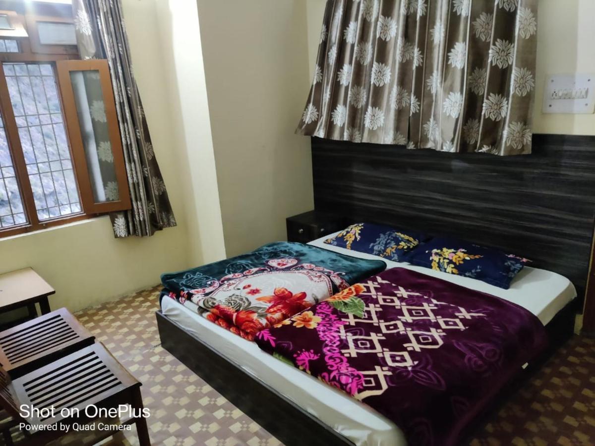 Hari Krishna Guest House Pandukeshwar Eksteriør billede